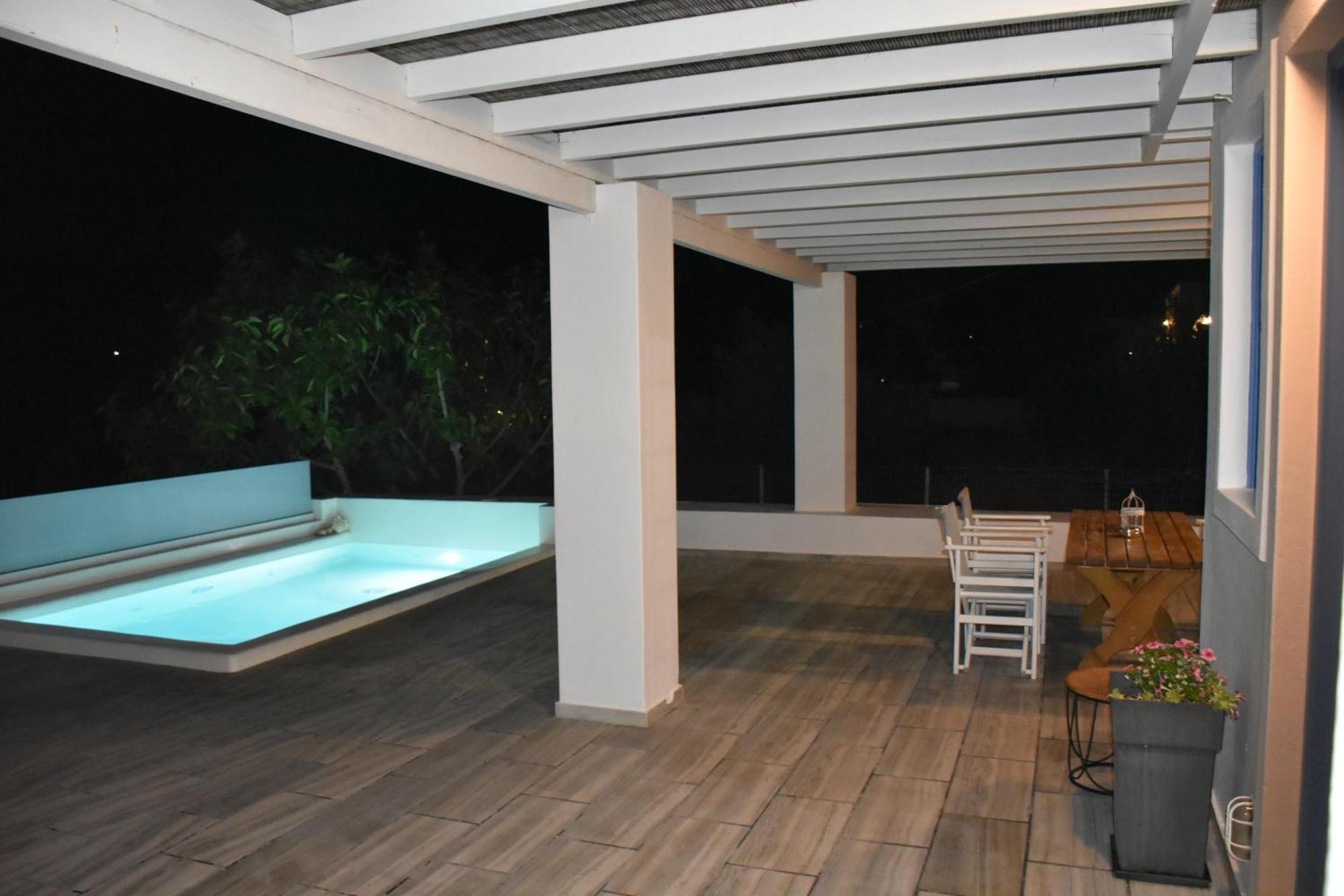 Spacious Veranda, House For 3, In The Village. Kamari  Ngoại thất bức ảnh